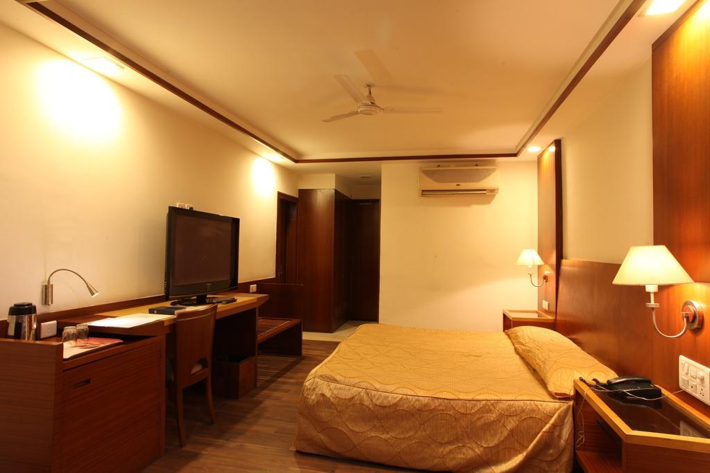 Hotel Jammu Ashok Номер фото
