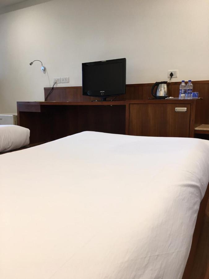 Hotel Jammu Ashok Екстер'єр фото